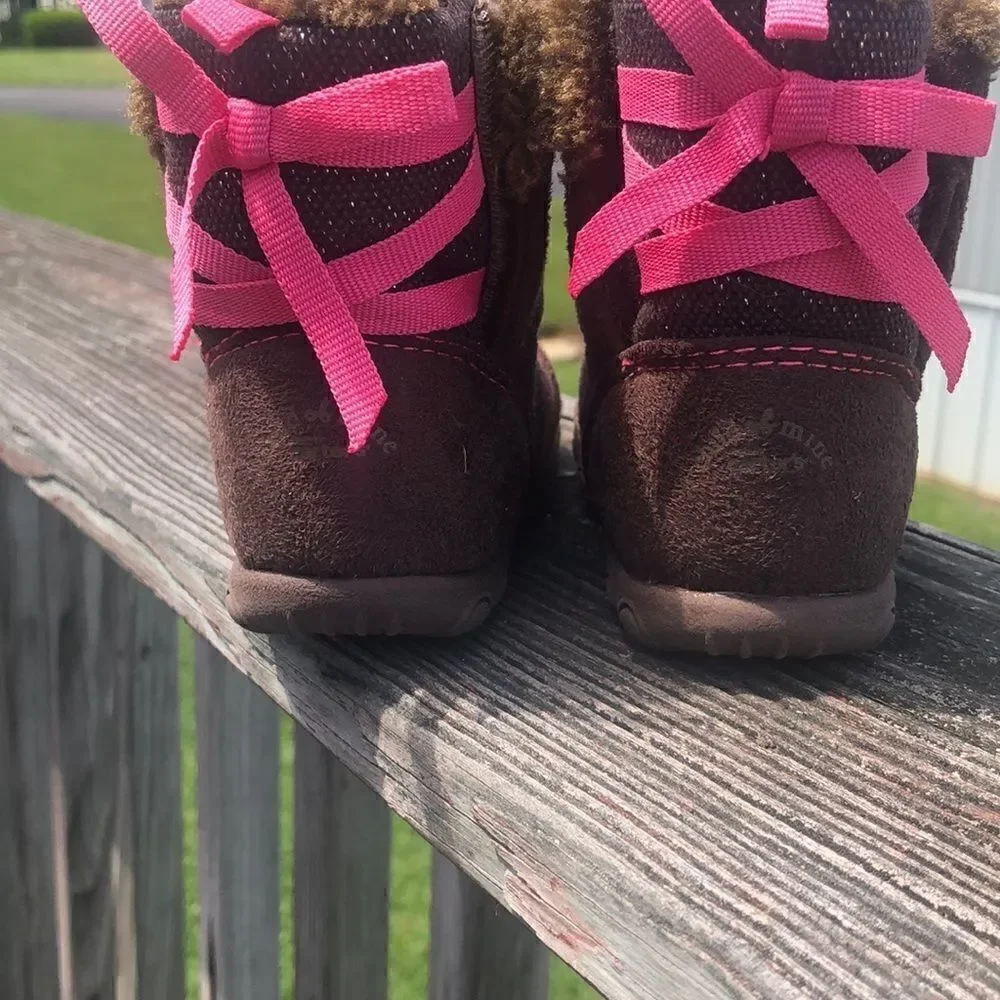⬇️Carters Child of Mine Boots